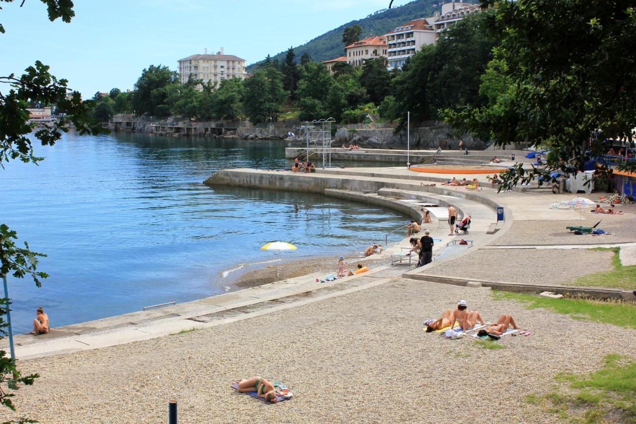 Apartments With A Parking Space Lovran, Opatija - 7713 Esterno foto